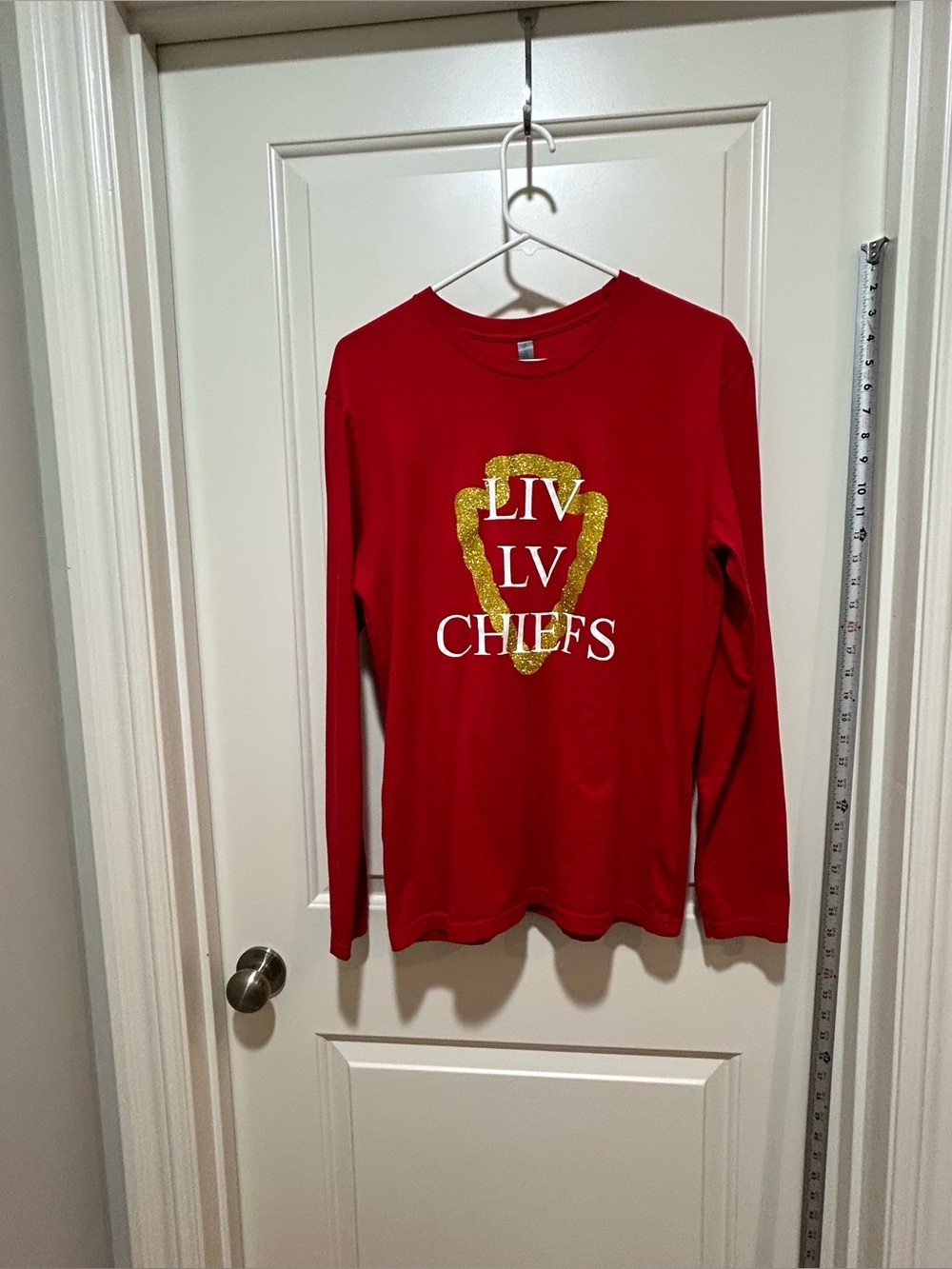 Next Apparel brand women’s size M Red CHIEFS Long Sleeve Red Tee w/arrowhead